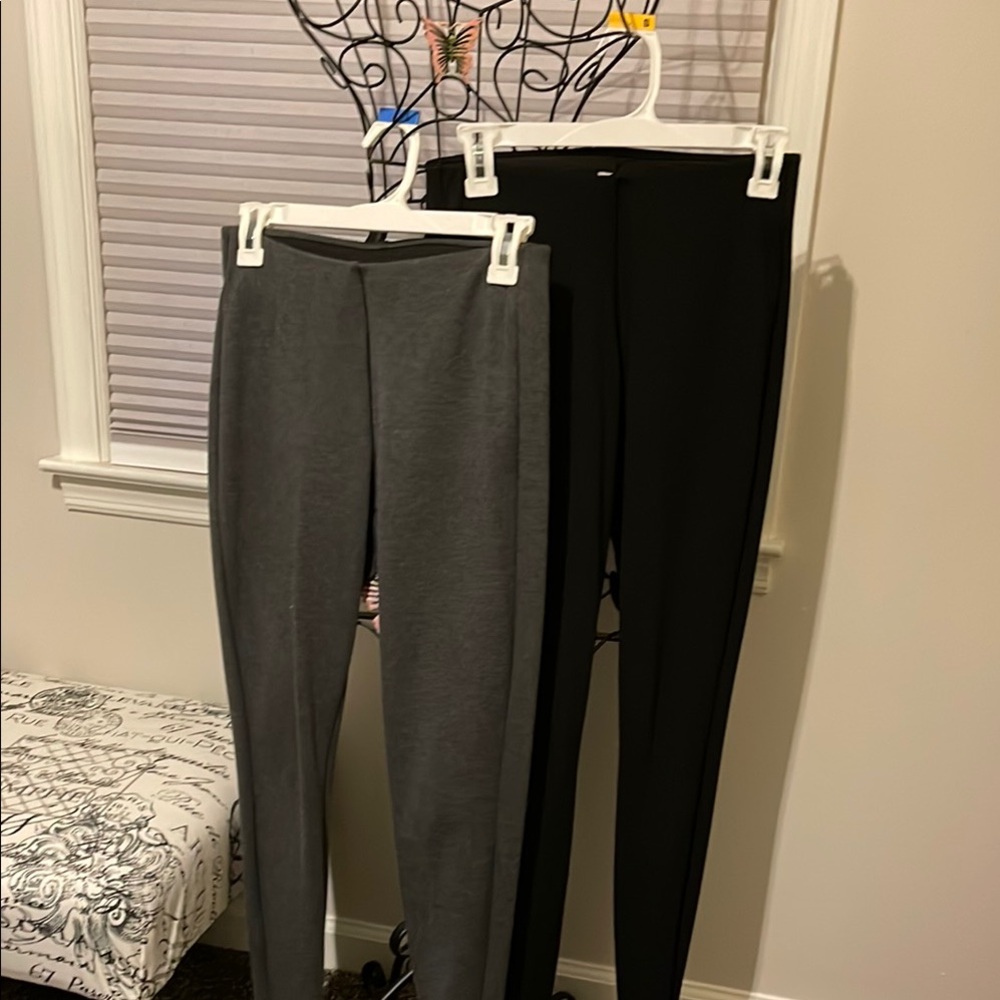 Old Navy Black and Gray Leggings with Tapered Fit